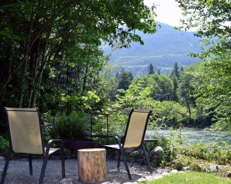 Vacation rental cabin near Skykomish River rafting and kyaking